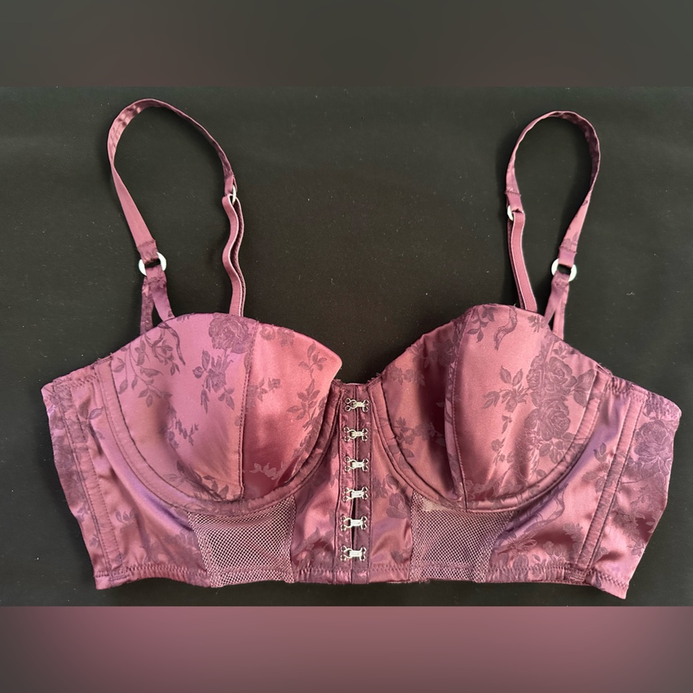 Burgundy Victoria’s Secret Bra & Matching Garter